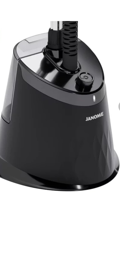 اتو بخار ایستاده ژانومه مدل GSB8550 ظرفیت ۲ لیتر